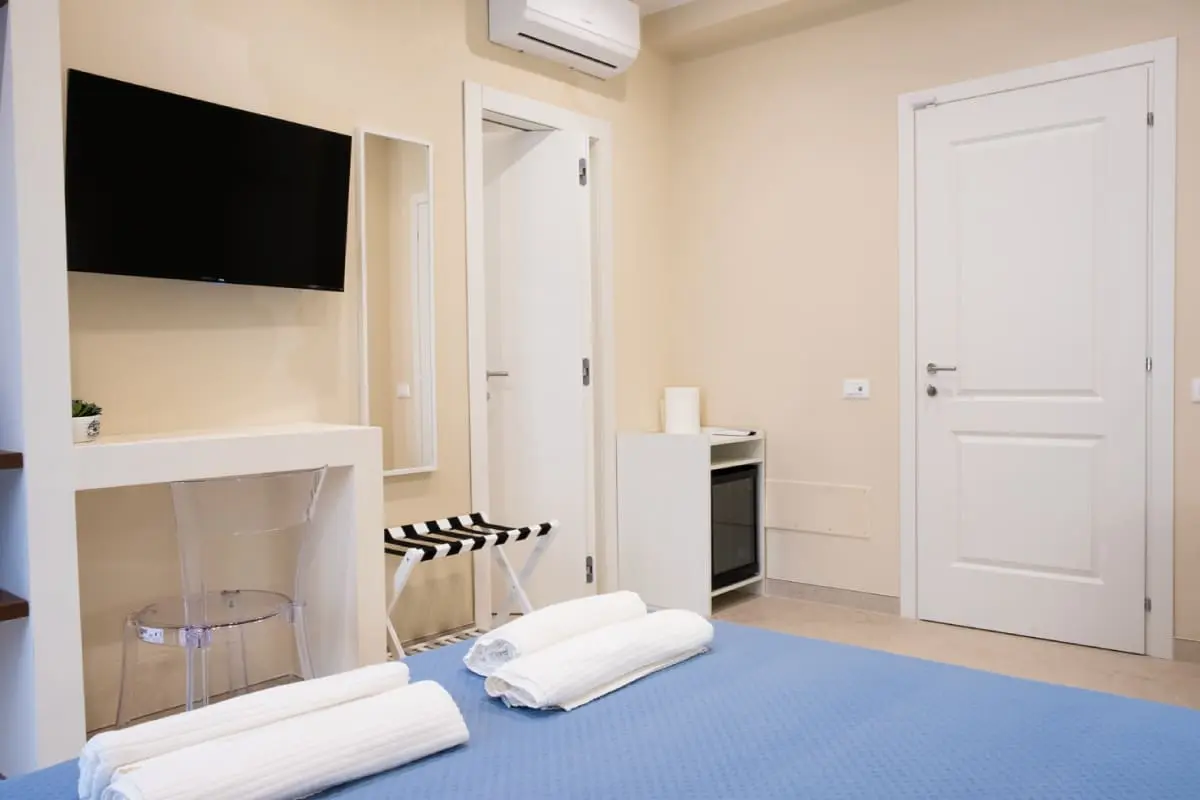 Camera 1 - B&B Central Kroton | B&B a Crotone